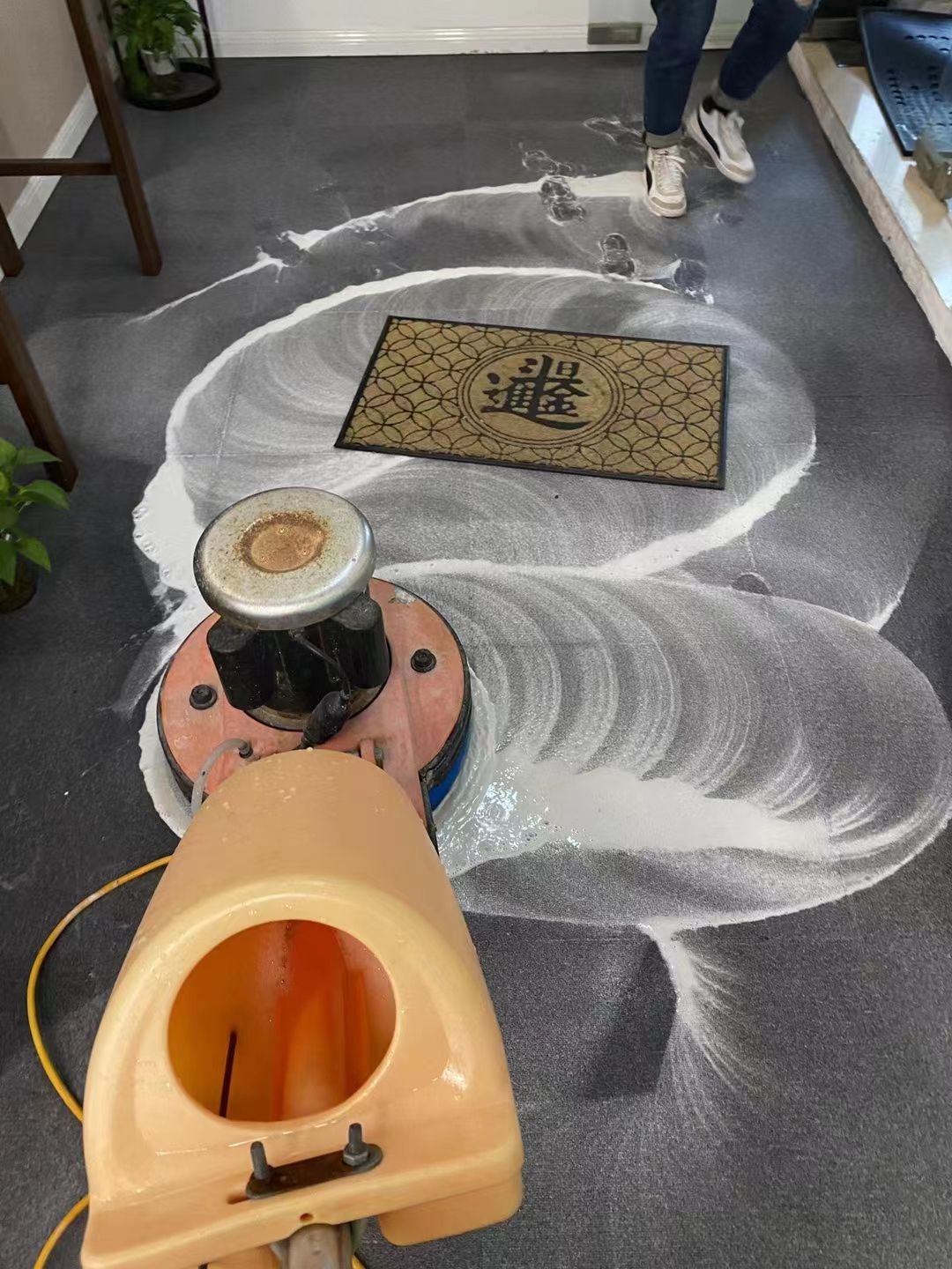 上海静安区江宁路地毯清洗公司